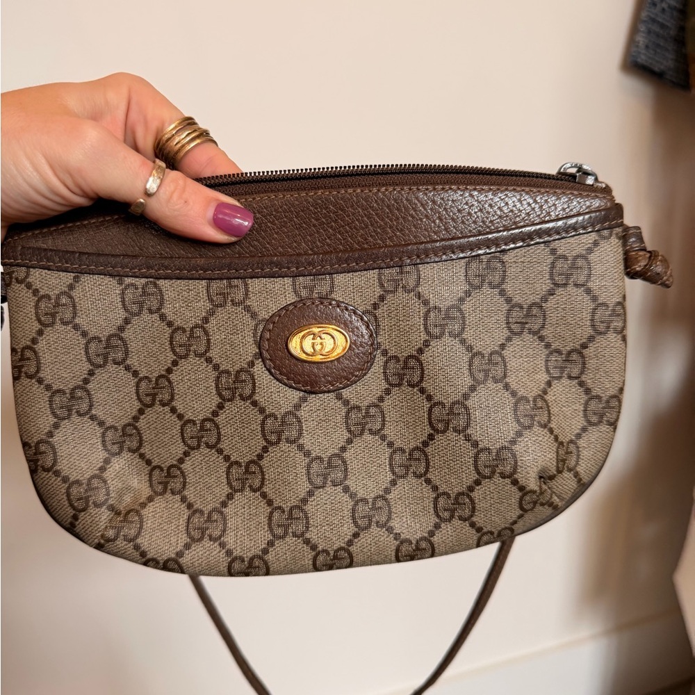 Authentic Vintage Gucci Brown GG Canvas Supreme with Gold-Tone Logo